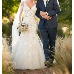Essence of Australia D2281 Sz 8 Wedding dress